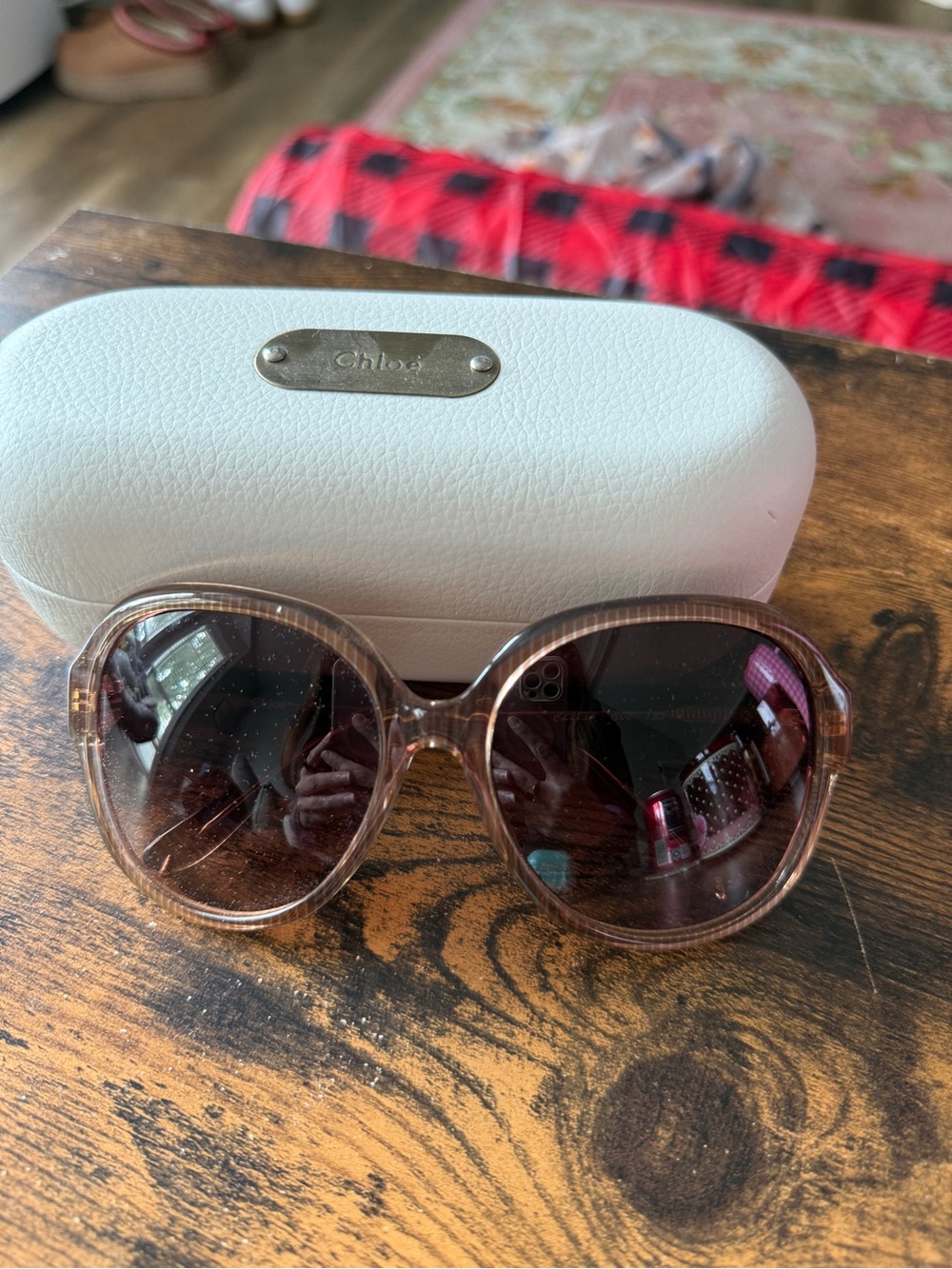 Women's Oversized Round Sunglasses in Light Brown